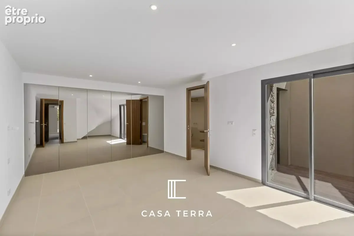 VÉDA - Villa neuve avec vue dégagée, piscine et garage / Cabanon - photo 15