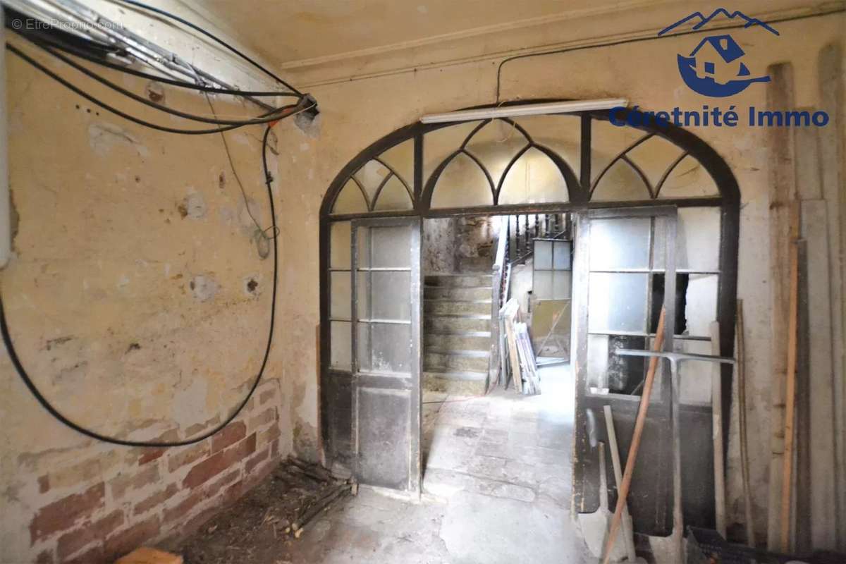 Appartement à SAINT-LAURENT-DE-CERDANS