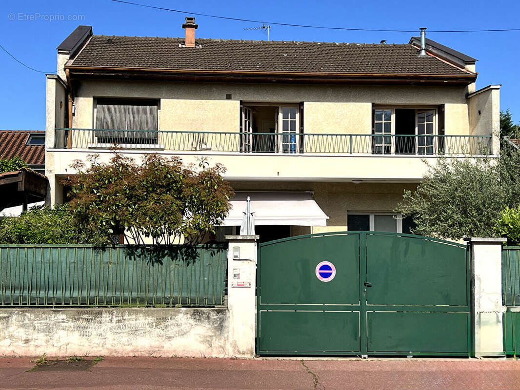 Maison à VENISSIEUX