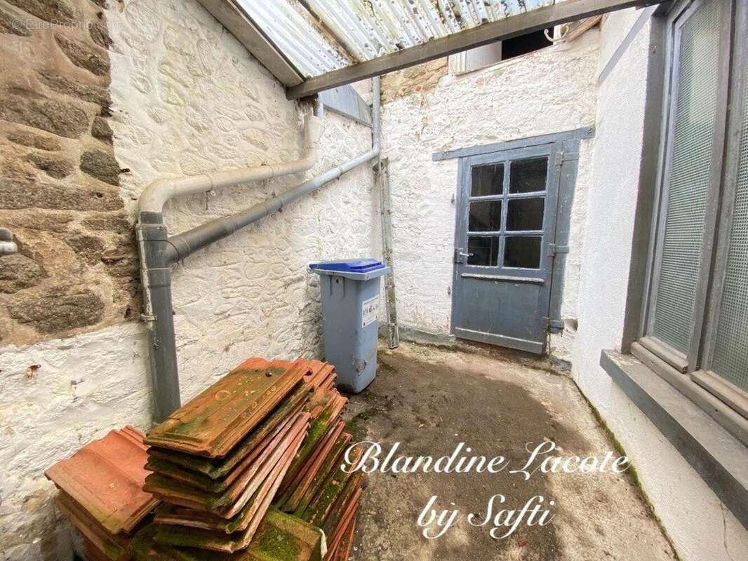 Photo 9 - Maison à BENEVENT-L'ABBAYE