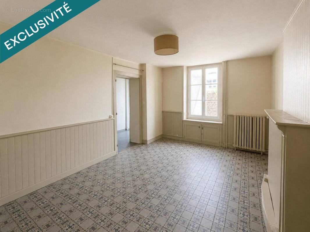 Photo 1 - Maison à LAVAL