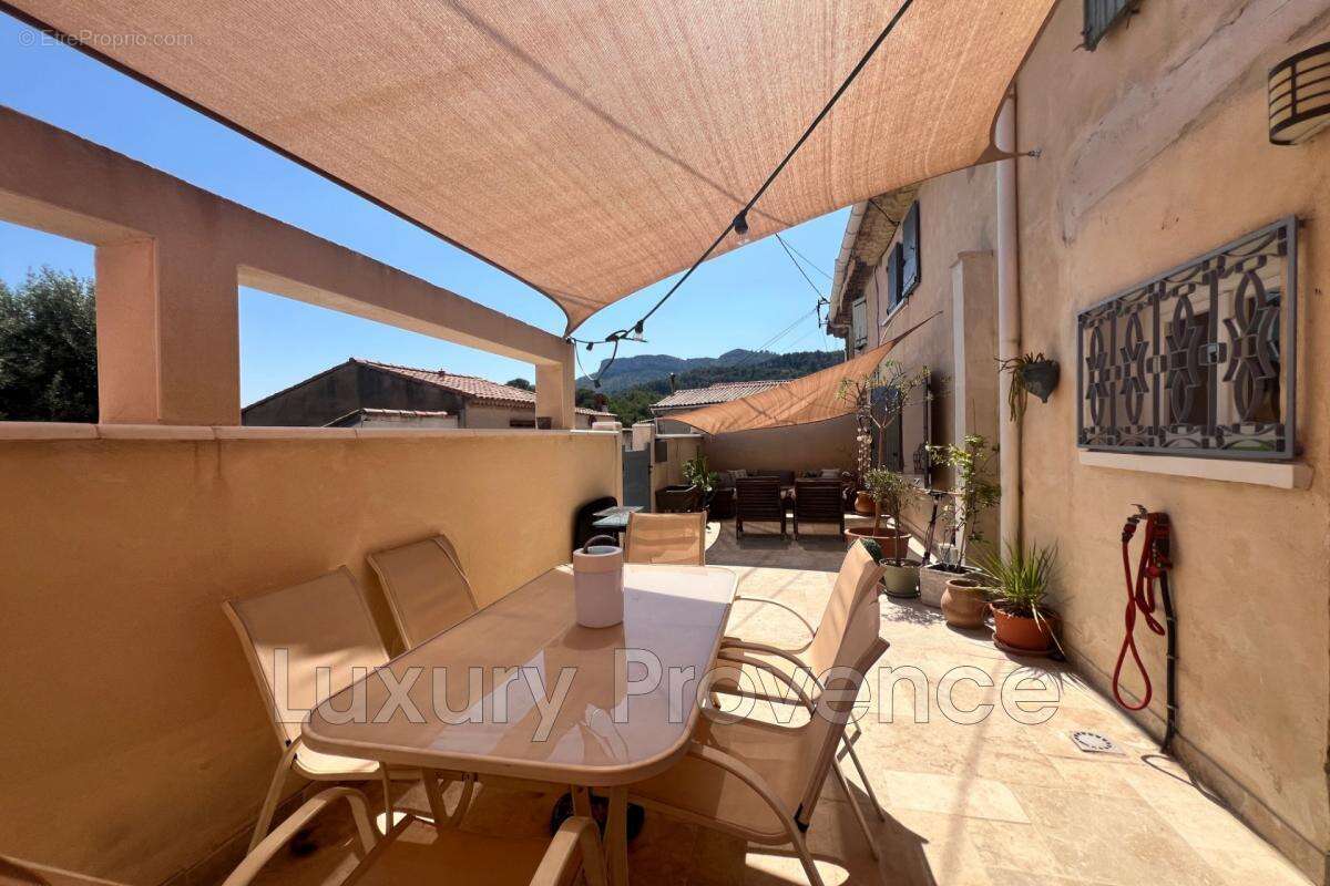 Maison à SAINT-SAVOURNIN