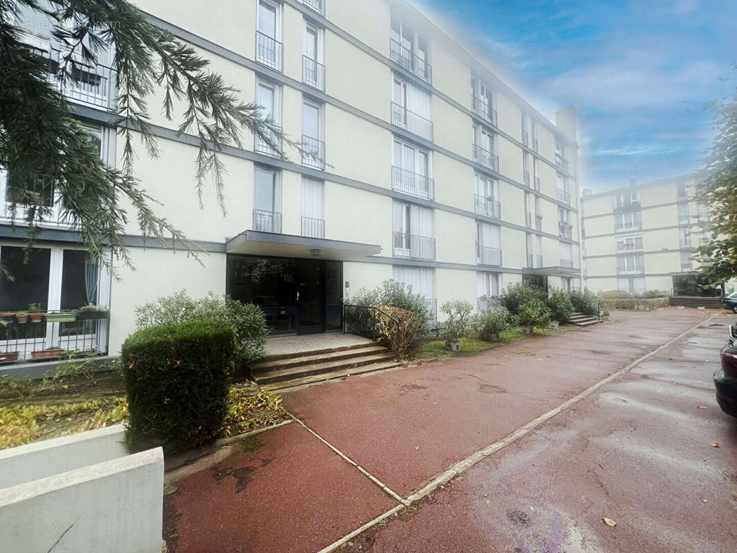 Appartement à ASNIERES-SUR-SEINE