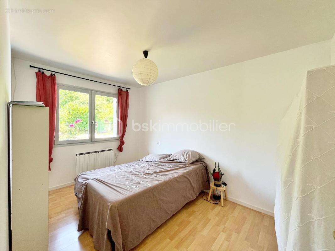 Maison de plain pied avec piscine - photo 16