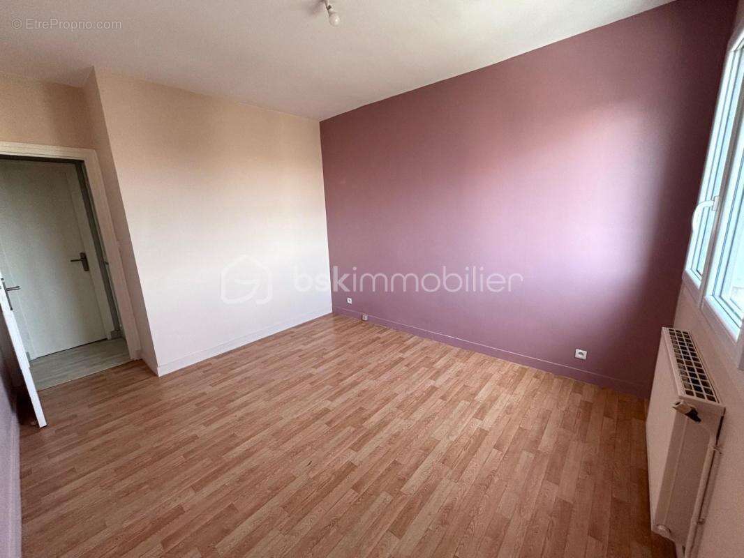 Appartement à SAINT-CYR-SUR-LOIRE