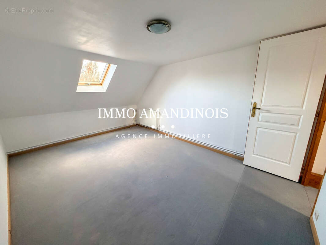 Maison à THUN-SAINT-AMAND