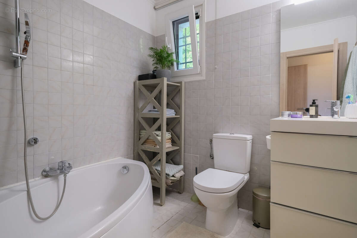 Maison à VILLENEUVE-LOUBET