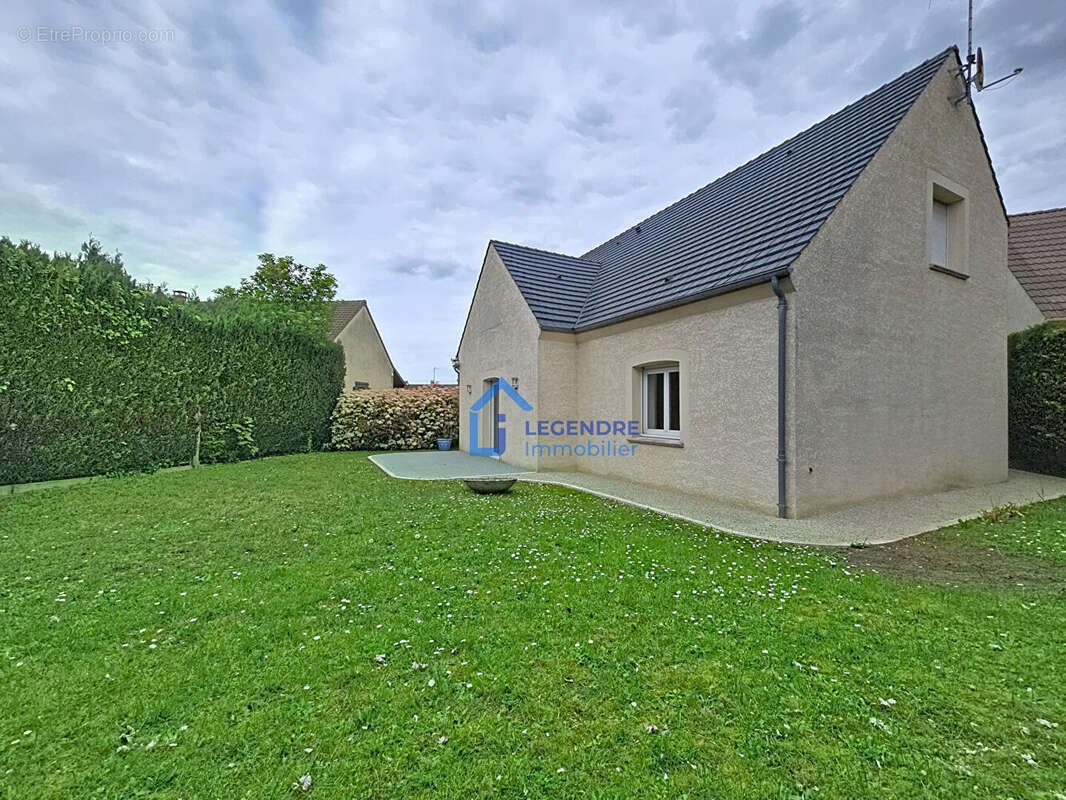Maison à PIERRELAYE