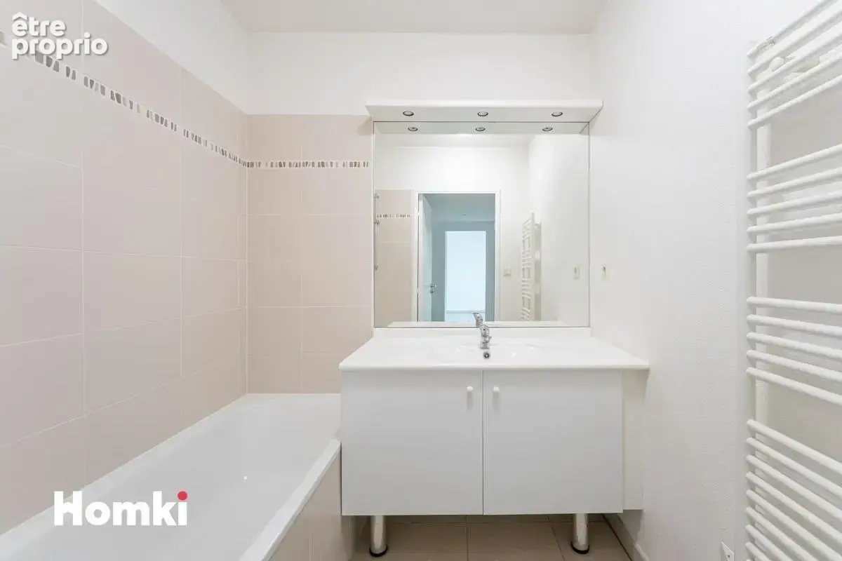 Appartement T2 de 46 m2 avec box - photo 8