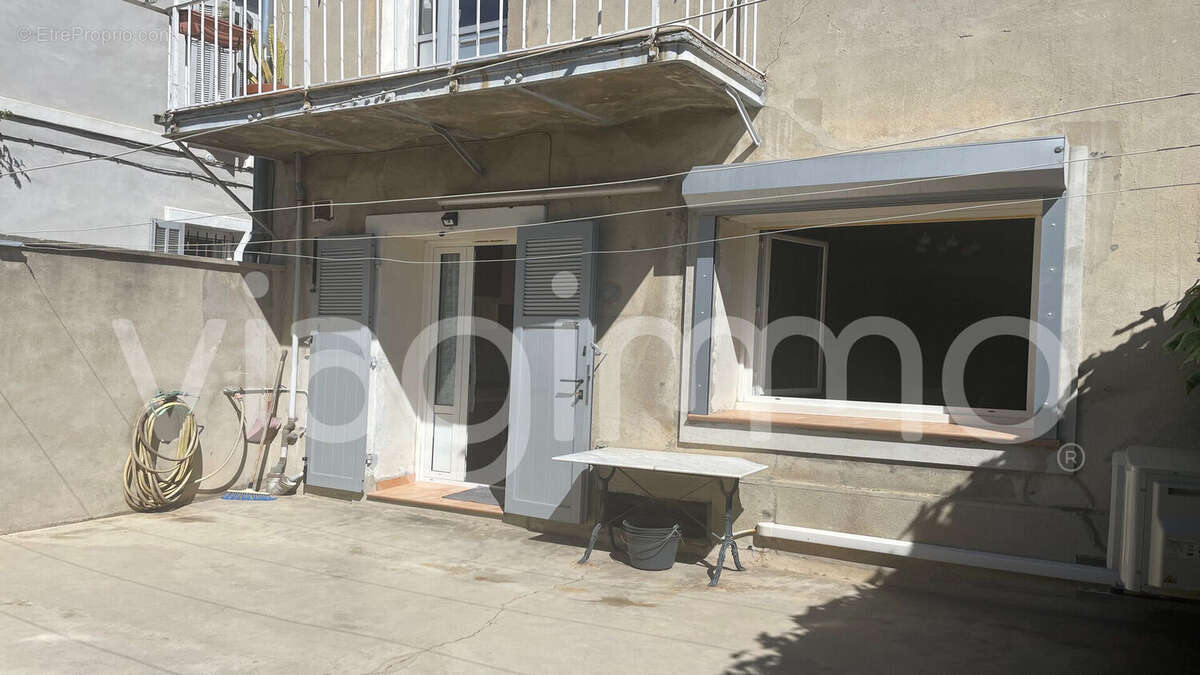 Appartement à MARSEILLE-5E