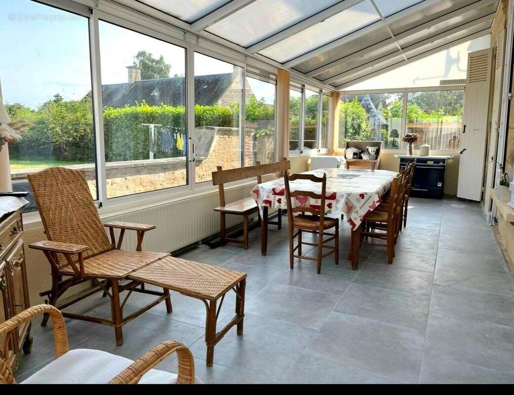 Maison 209 m² à Petiville  - photo 5