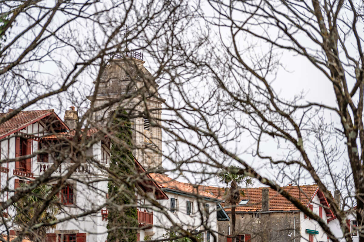 Appartement à URRUGNE