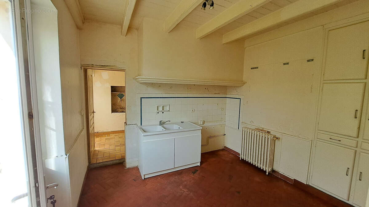 Maison 102 m² à Saint-Agnant  - photo 6