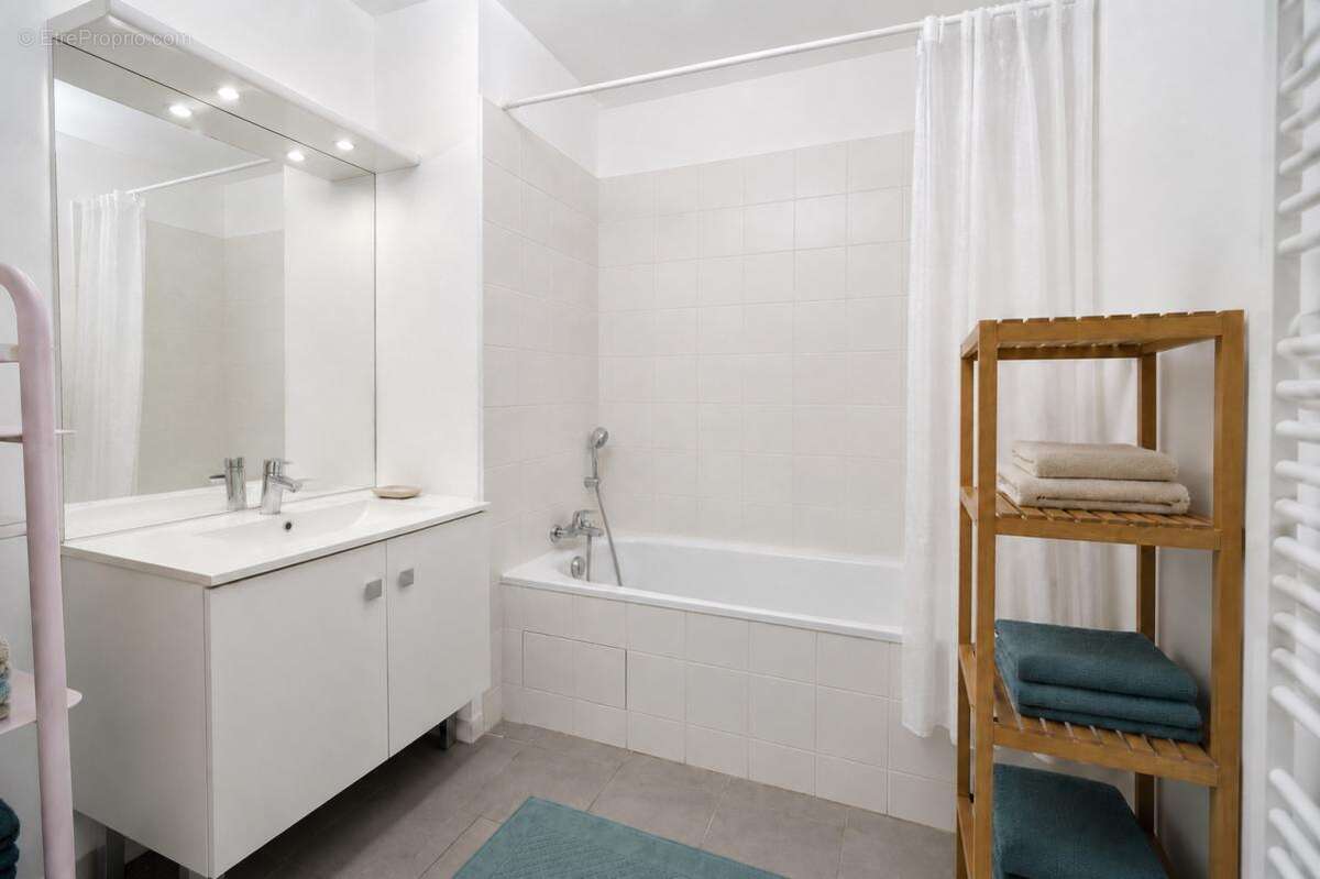 Appartement à NANTERRE