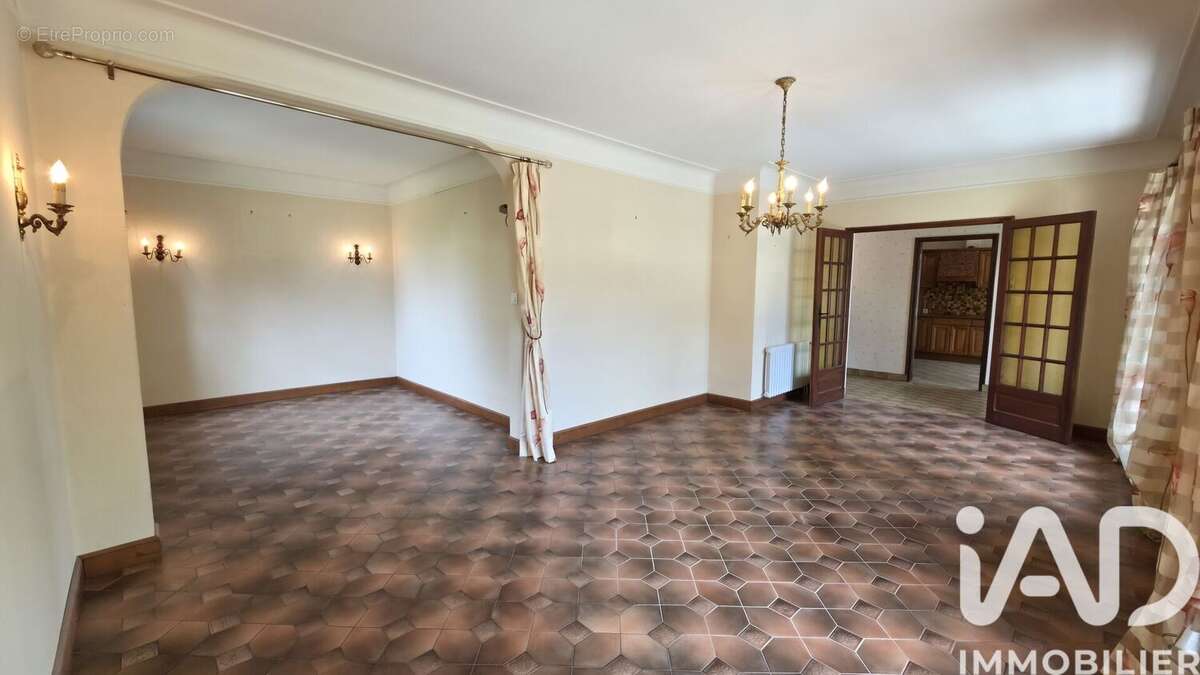 Photo 3 - Maison à MARIGNY-BRIZAY