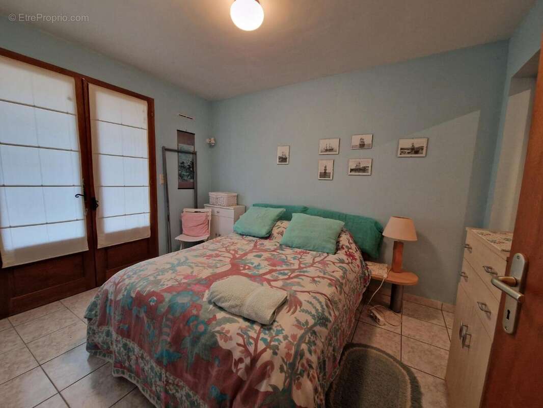 Maison 3 chambres avec grand terrain, piscine et Belle Vue. - photo 16
