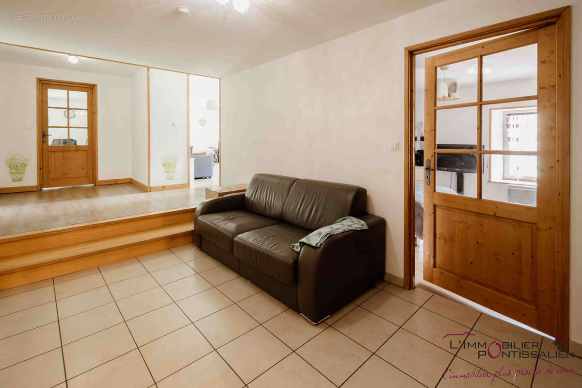 Appartement à JOUGNE