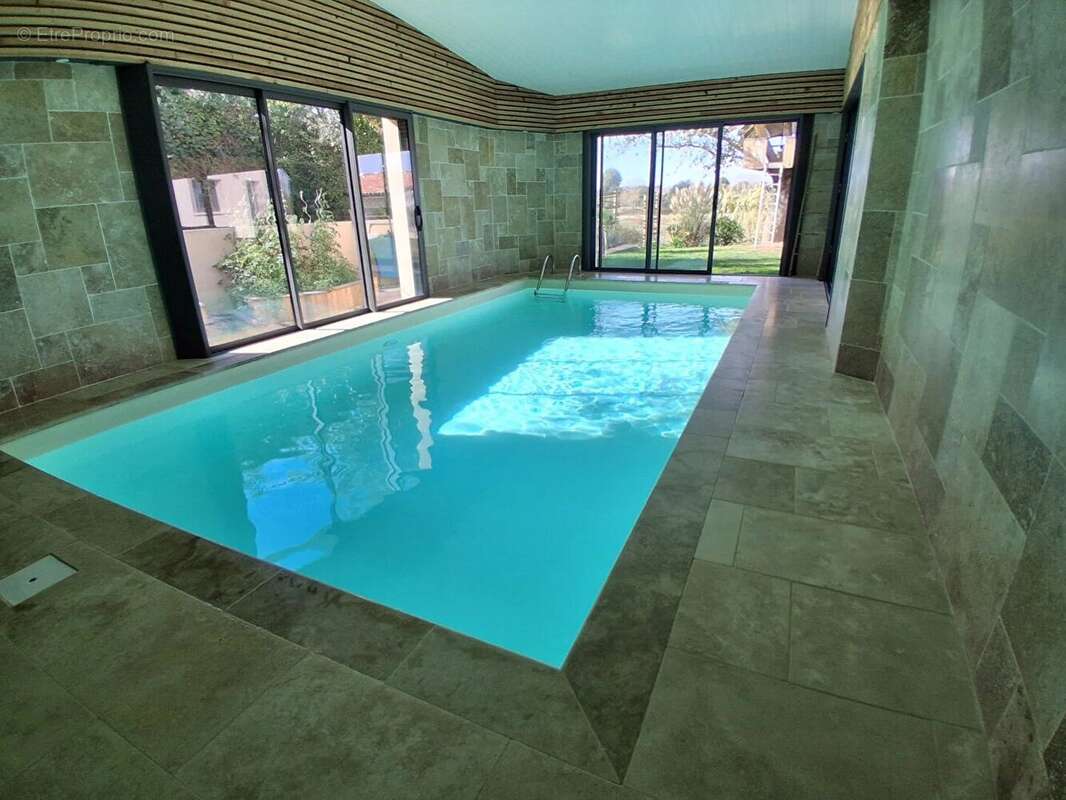 Maison à SAINT-VINCENT-SUR-JARD