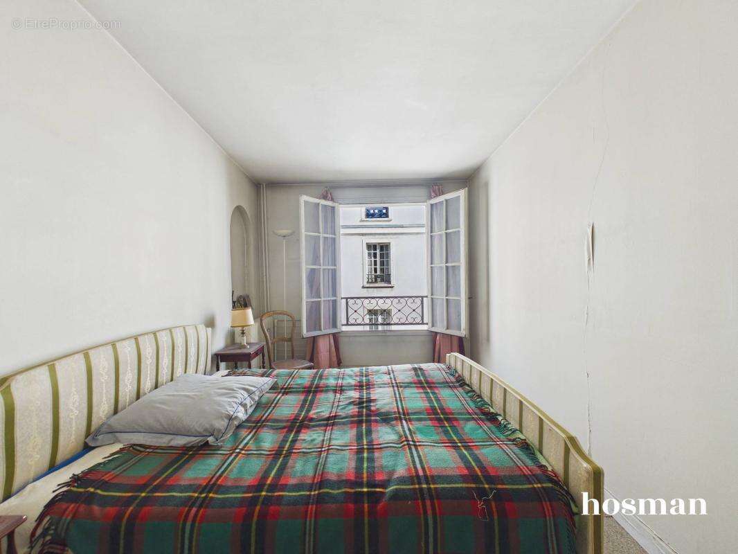 Appartement à PARIS-4E