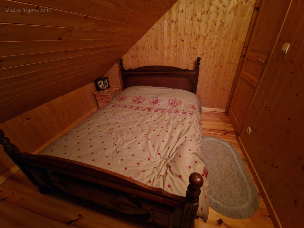 Maison à LE VAL-DE-GOUHENANS