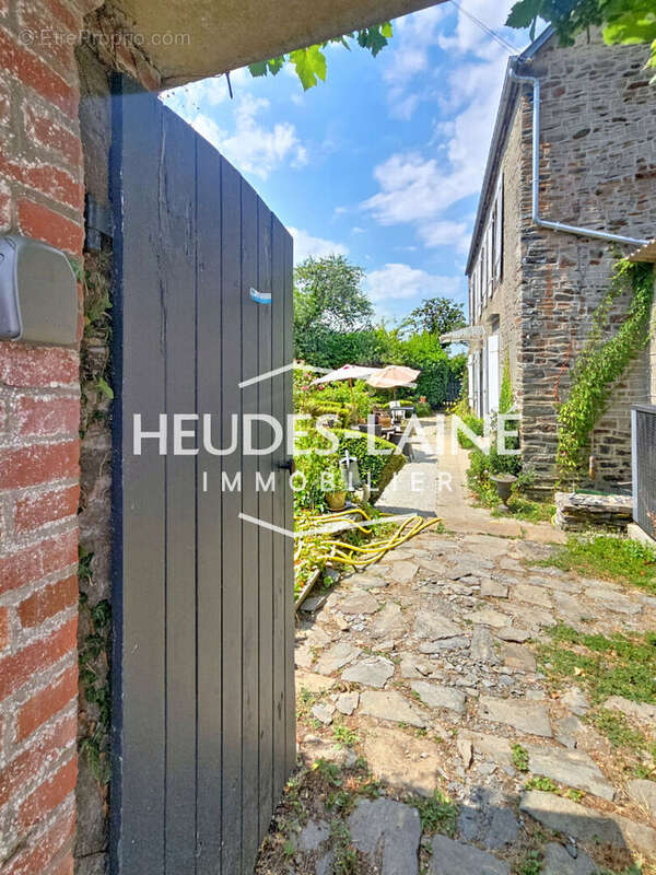 Ancien presbytère de caractère - 151 m² -  Chambres d'hôtes - photo 18