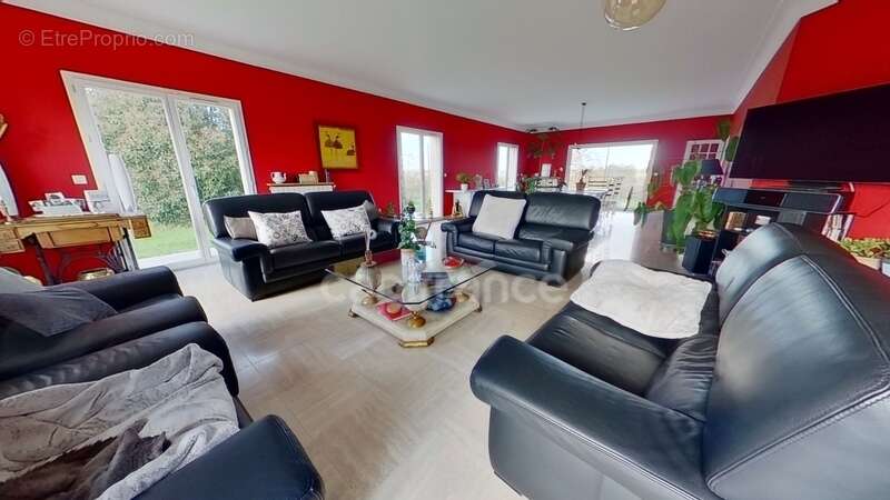 Maison à SAINT-PIERRE-SUR-DROPT