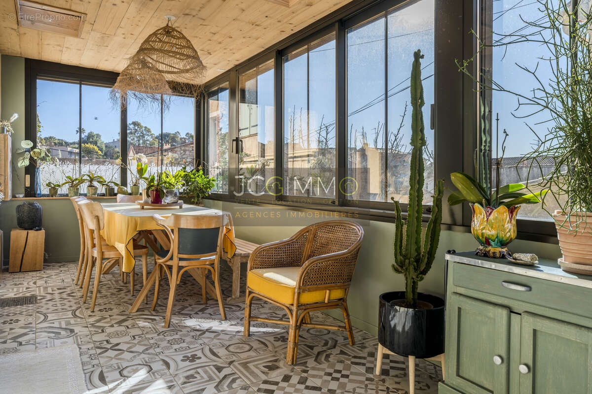 Maison à HYERES