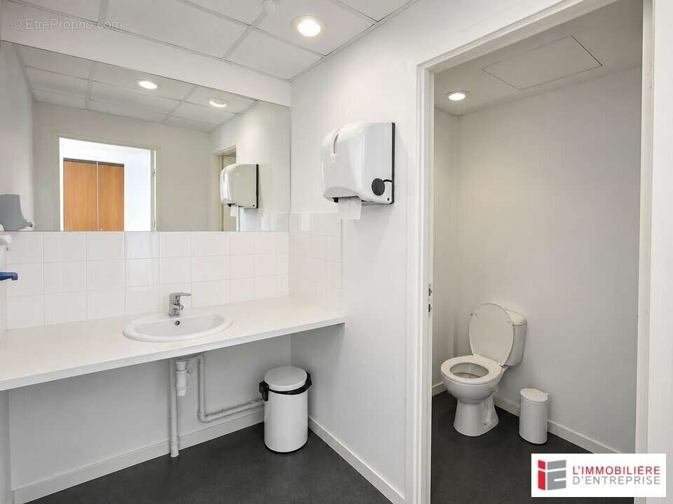 Bureaux a vendre - photo 5