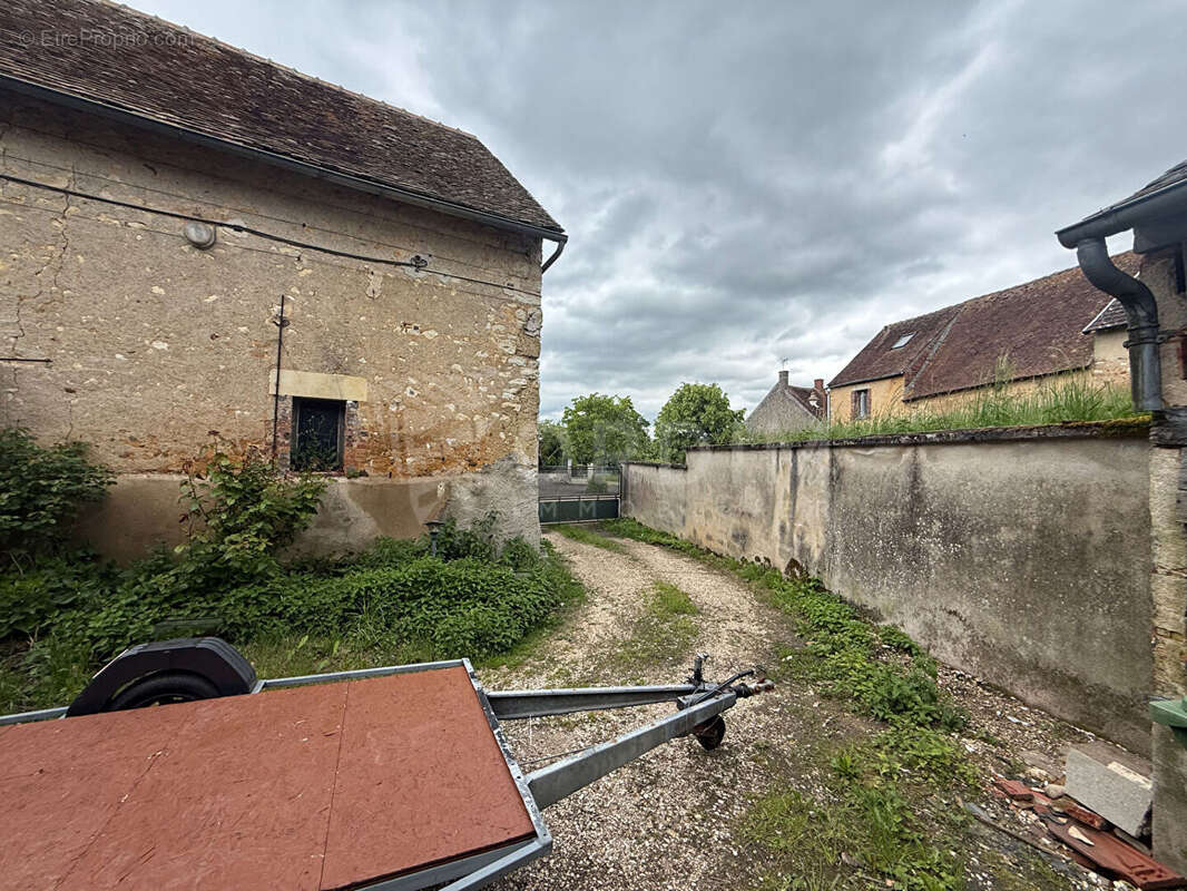Maison à BITRY