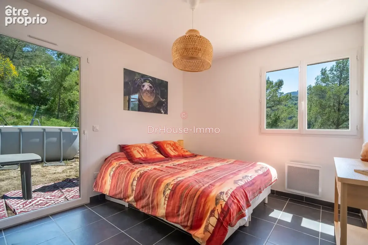 Maison 160 m² à Belgentier  - photo 52
