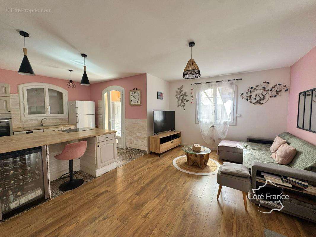Maison à VIAS