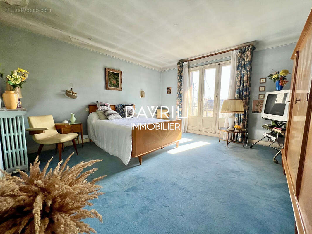 Maison à CONFLANS-SAINTE-HONORINE