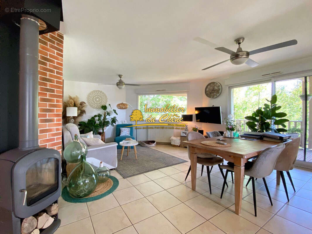 Maison à SAINT-VALBERT