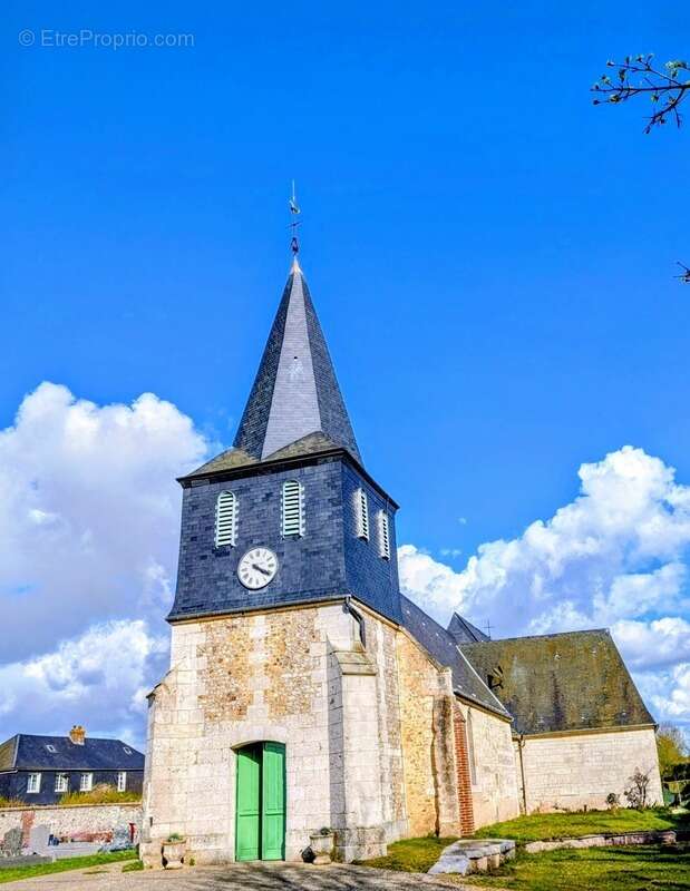 Maison à SAINT-JEAN-DE-FOLLEVILLE