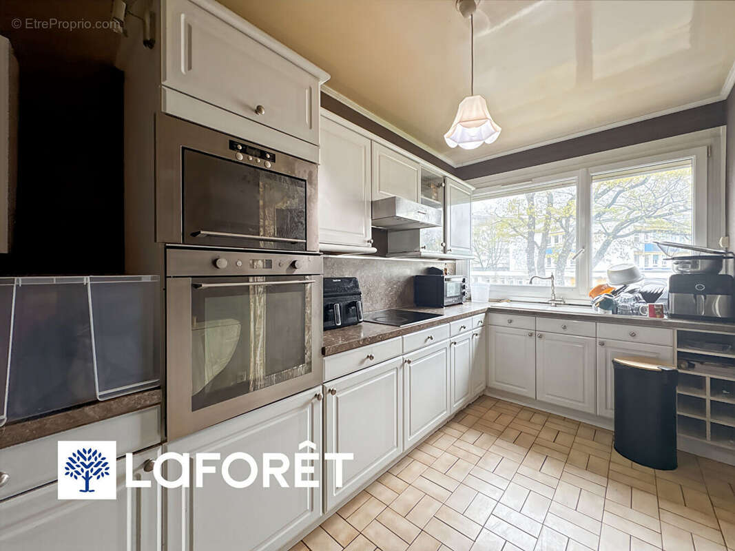 Appartement à SAINT-MICHEL-SUR-ORGE