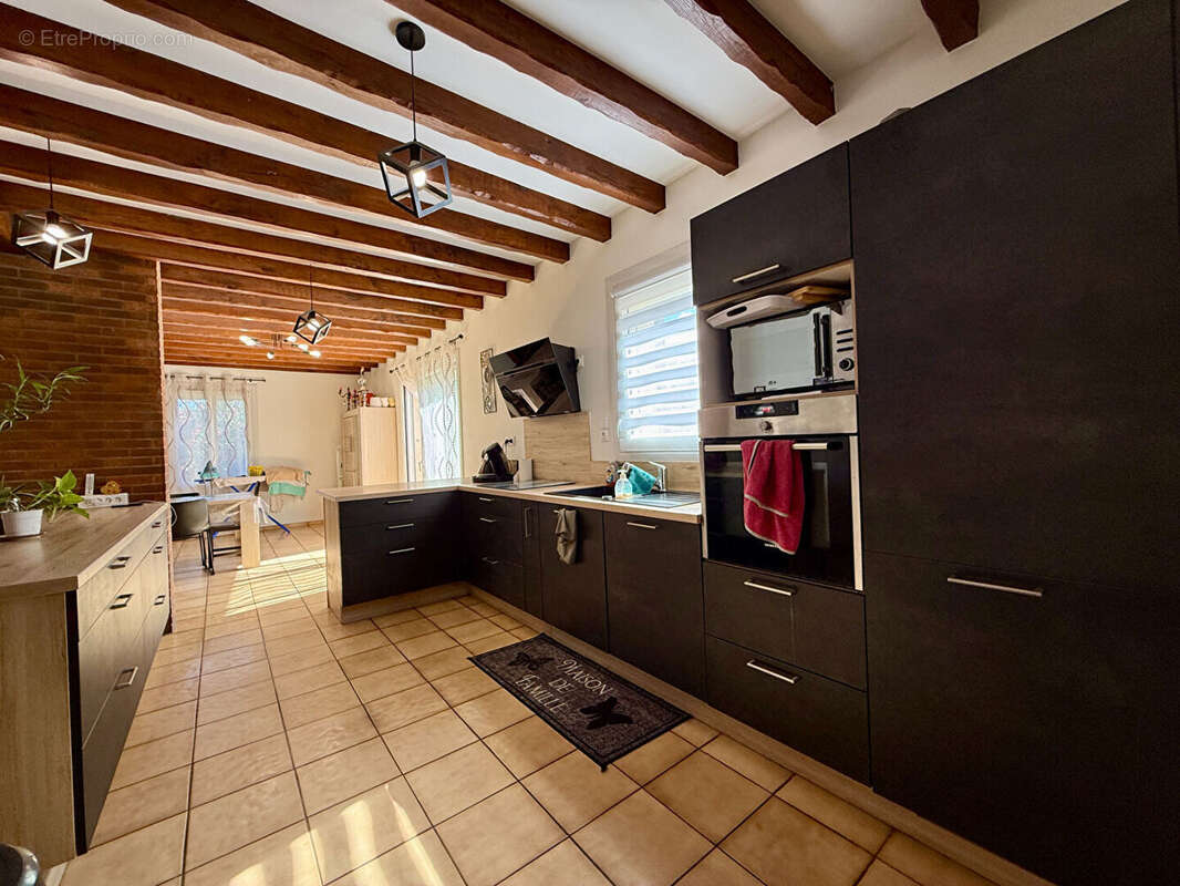 Maison familiale avec grand terrain et dépendance à Bourg-lès-Valence - photo 7