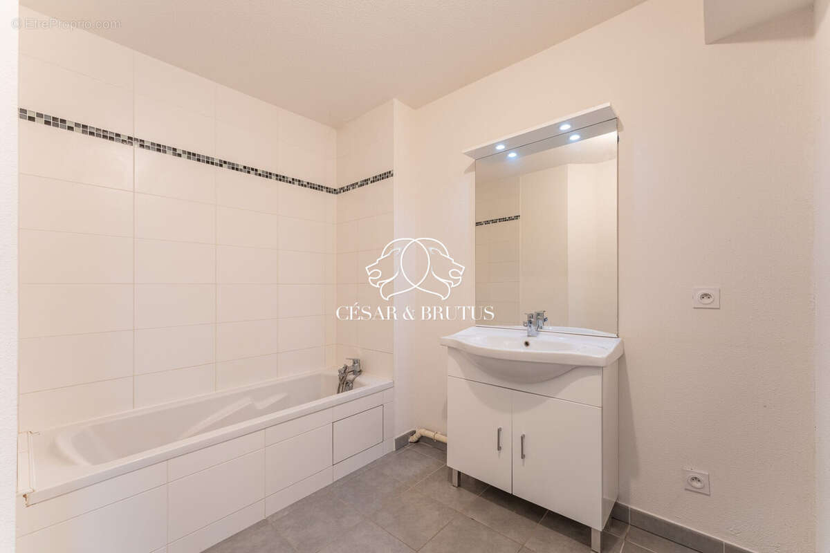 Appartement à LYON-7E