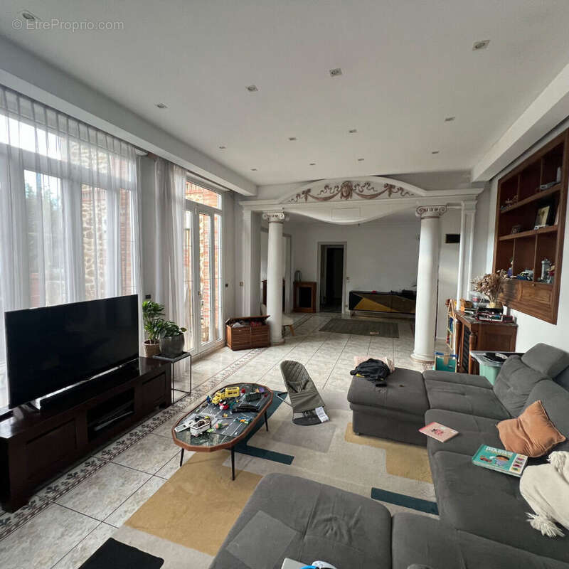 Maison à LES PAVILLONS-SOUS-BOIS