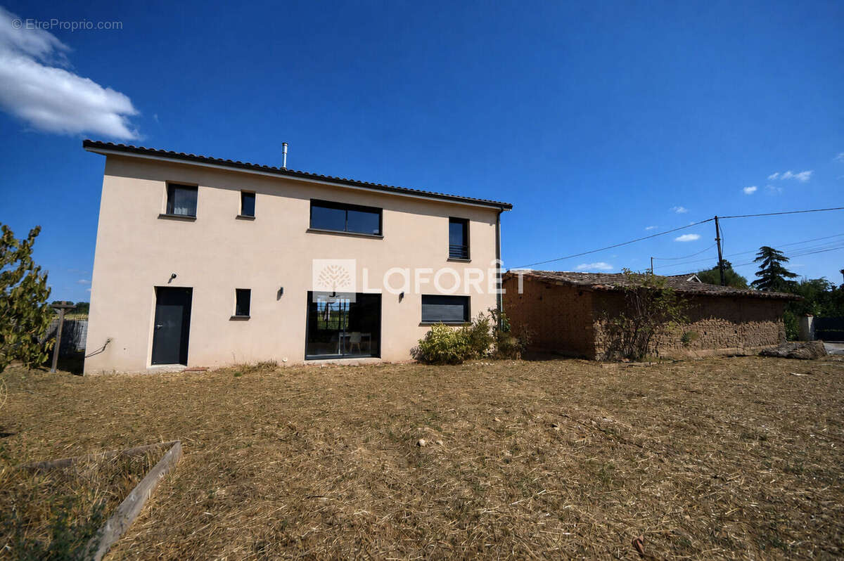 Jolie propriété contemporaine de 138 m² avec grange de caractère à vendre à Rabastens - photo 13