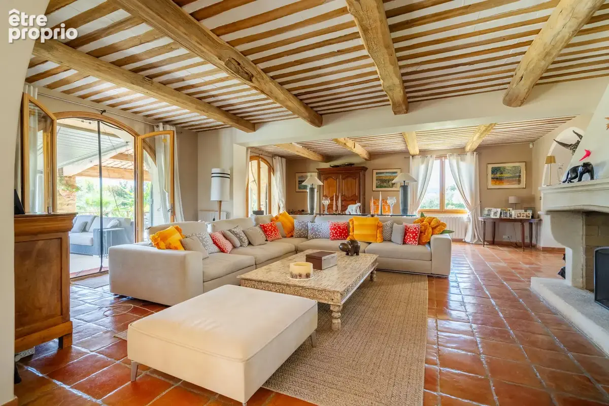 Magnifique propriété au cœur d'un domaine de 1,7 hectare - photo 7