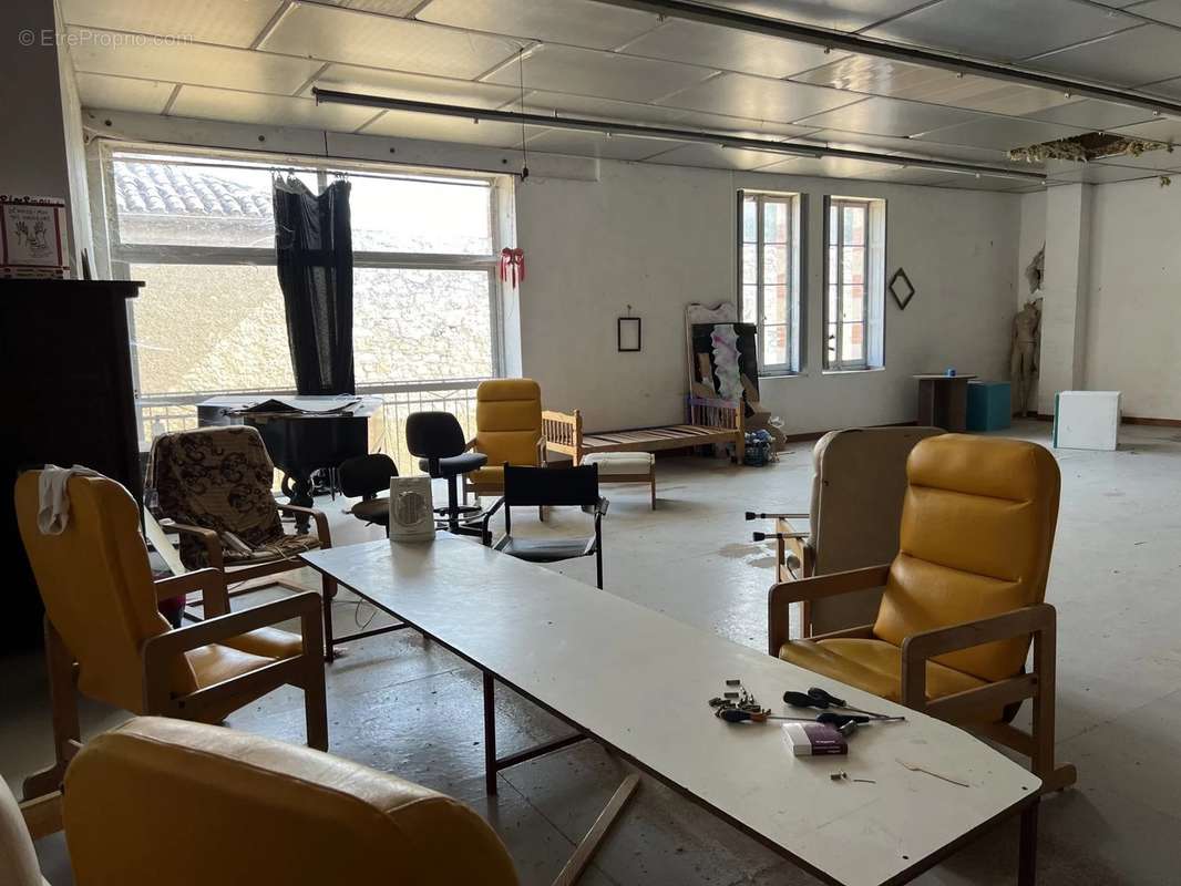 Commerce à LECTOURE