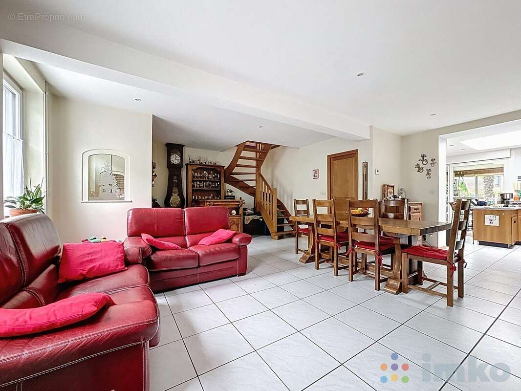 Maison à LYS-LEZ-LANNOY