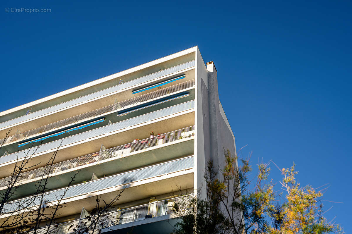 Appartement à MARSEILLE-4E