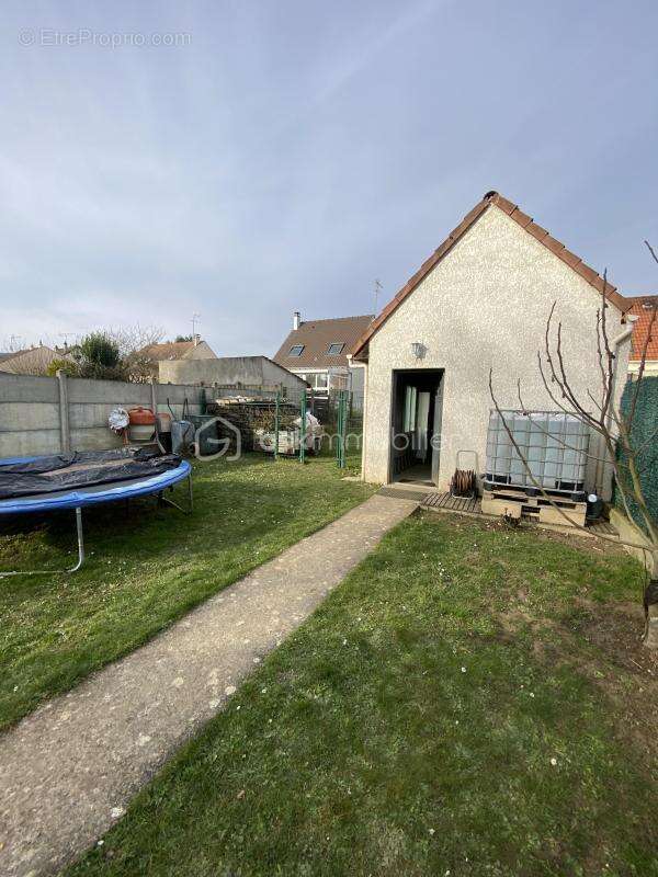 Terrain à BOISSY-LE-CUTTE