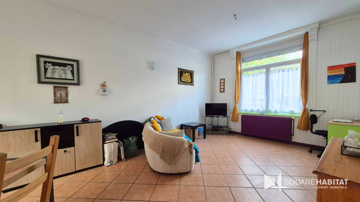 Maison à LA MADELEINE