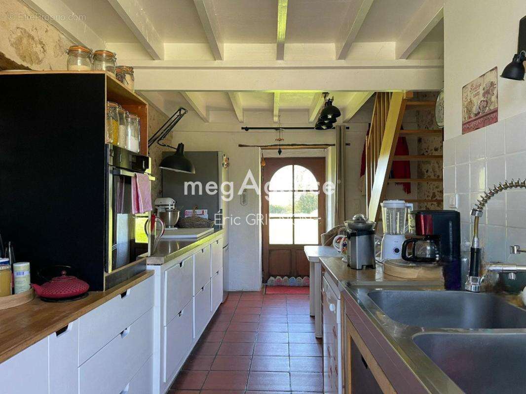 Maison à NIEUL-LE-DOLENT