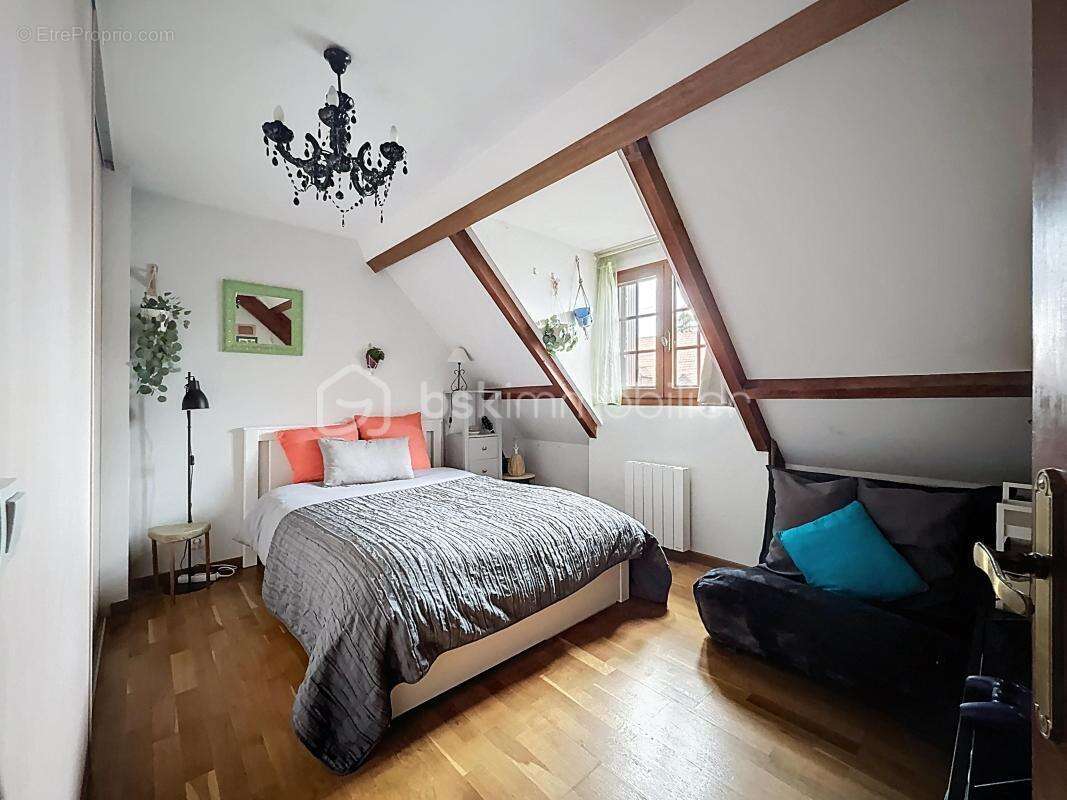 Maison à OZOIR-LA-FERRIERE