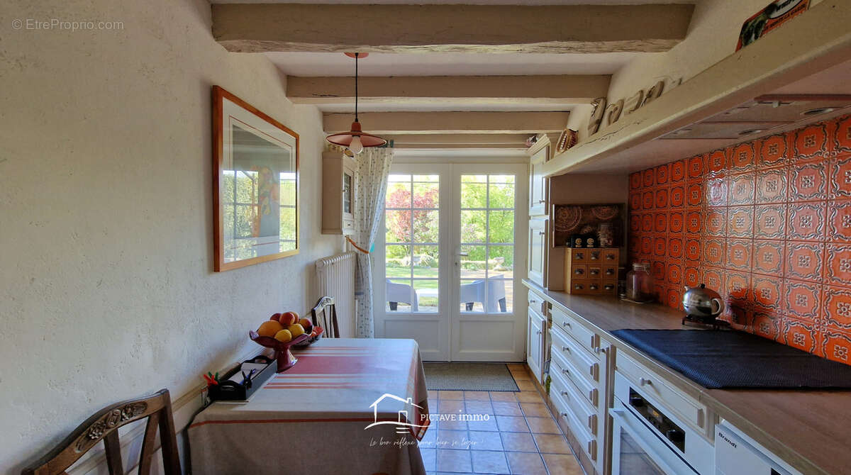 Maison à CLOUE