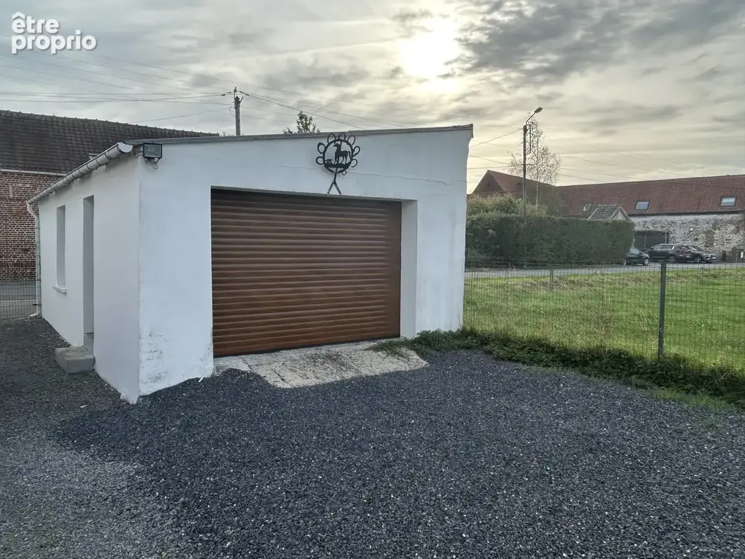 Longère individuelle développant 130m2 environ à rénover bâtie sur une parcelle de 1808m2. - photo 14