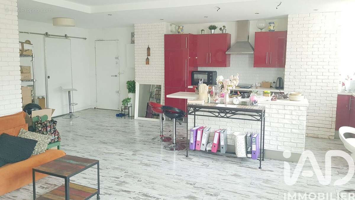 Photo 2 - Appartement à PARIS-19E